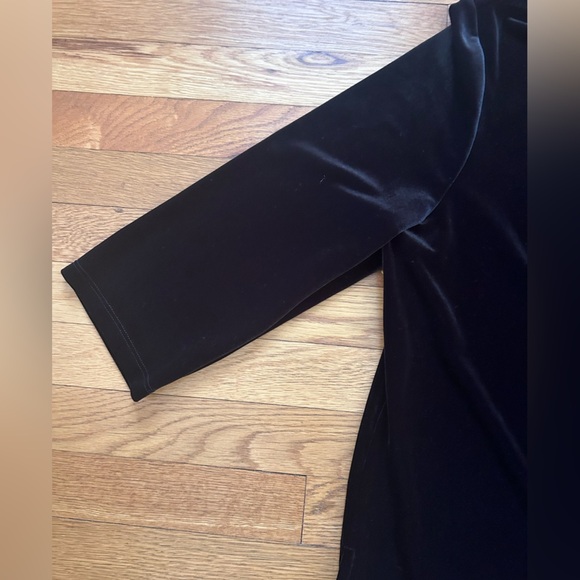 Chico’s Travelers Collection Black Assymetrical Velvet Tunic Top - Size 3 - NWT - Picture 2 of 10